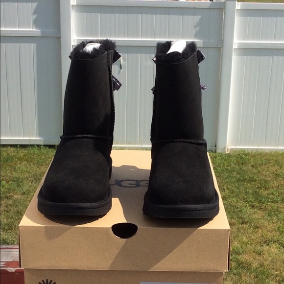 UGG BAILEY BOW II EXOTIC - Picture 3 of 5